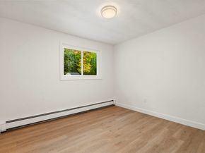 8 Clara Rd, Framingham MA 01701