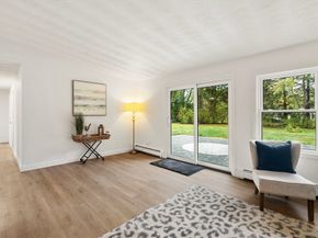 8 Clara Rd, Framingham MA 01701