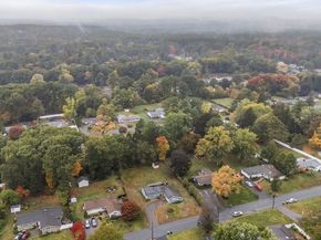 8 Clara Rd, Framingham MA 01701