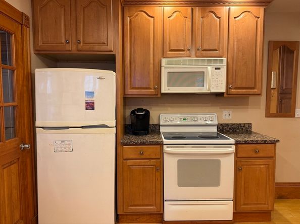 79 Willow Ave, Somerville MA 02144