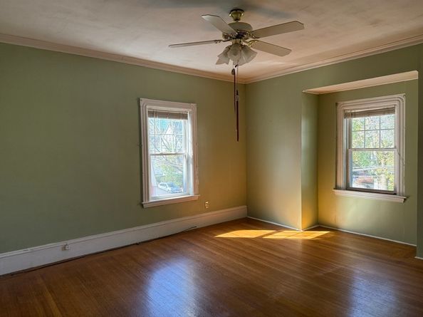 79 Willow Ave, Somerville MA 02144
