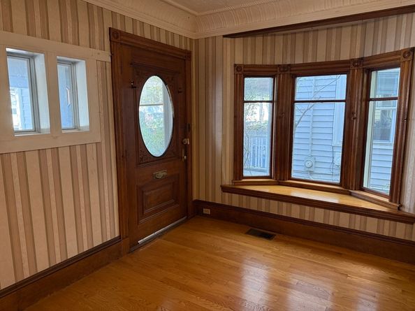 79 Willow Ave, Somerville MA 02144