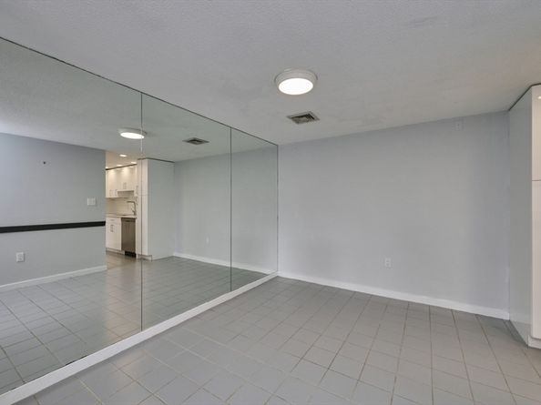462 Place Ln 462, Woburn MA 01801