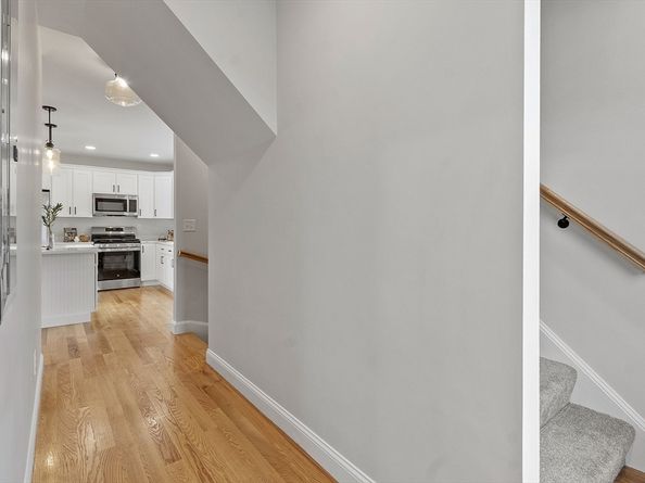 96 Princeton Street 2, Chelmsford MA 01863