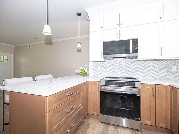 11 Clover Circle A, Salisbury MA 01952