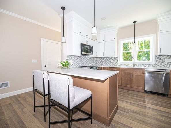 11 Clover Circle A, Salisbury MA 01952