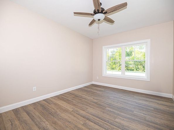 11 Clover Circle A, Salisbury MA 01952