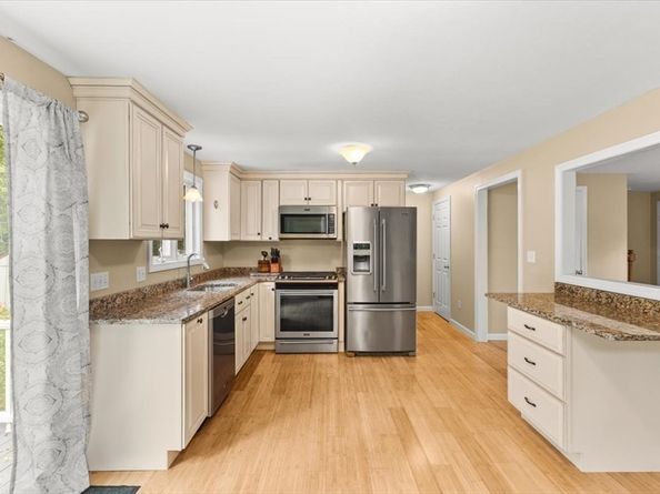 60 Miranda Way 60, Bridgewater MA 02324