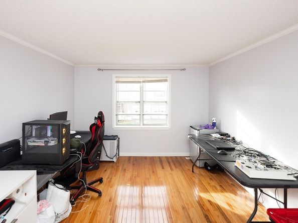 57 Chapman Pl 57, Leominster MA 01453