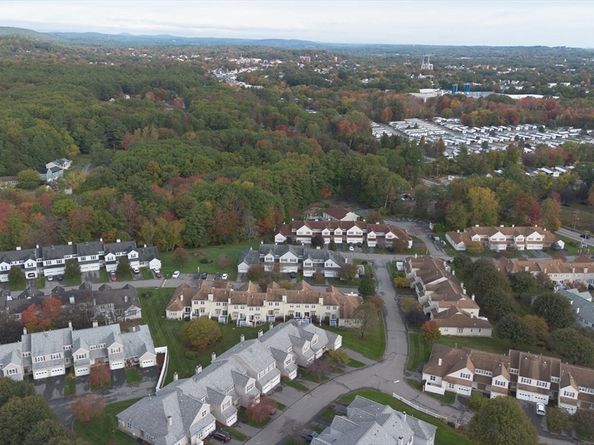 57 Chapman Pl 57, Leominster MA 01453