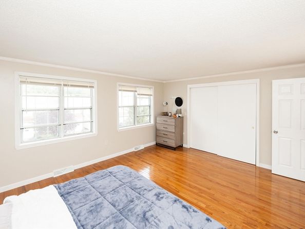 57 Chapman Pl 57, Leominster MA 01453
