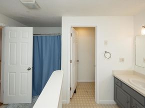 57 Chapman Pl 57, Leominster MA 01453