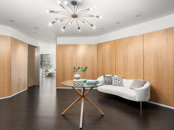 9 W Broadway 618, Boston MA 02127