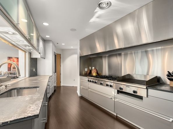 9 W Broadway 618, Boston MA 02127