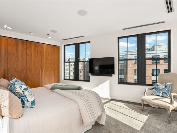 9 W Broadway 618, Boston MA 02127