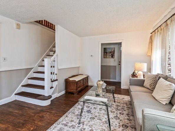 118 Mccarthy Ave, Leicester MA 01611