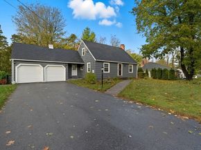 15 Lowell Ave, Holden MA 01520