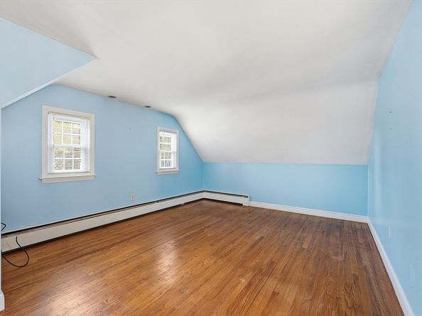 15 Lowell Ave, Holden MA 01520