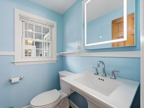 15 Lowell Ave, Holden MA 01520