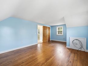 15 Lowell Ave, Holden MA 01520