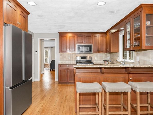 4 Coleman Rd, Newbury MA 01922