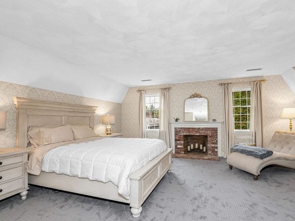 4 Coleman Rd, Newbury MA 01922