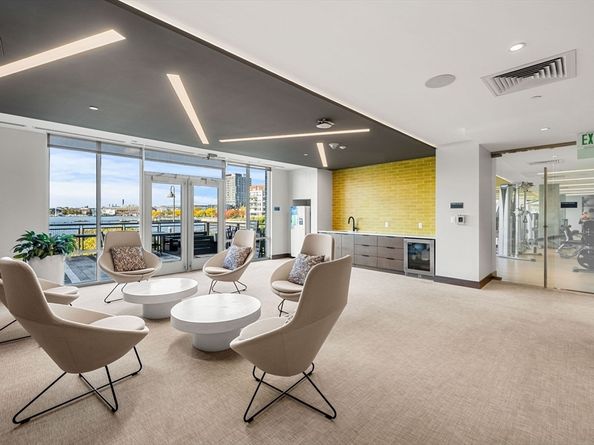 45 Lewis 601, Boston MA 02128