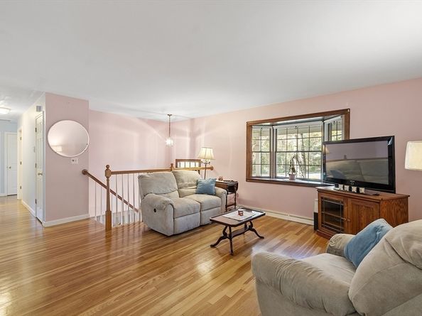 25 Grist Mill Rd, Littleton MA 01460