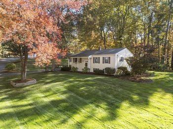 25 Grist Mill Rd