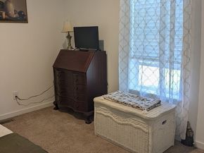 39 Park Ave, Sturbridge MA 01566