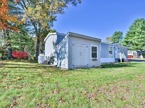 39 Park Ave, Sturbridge MA 01566