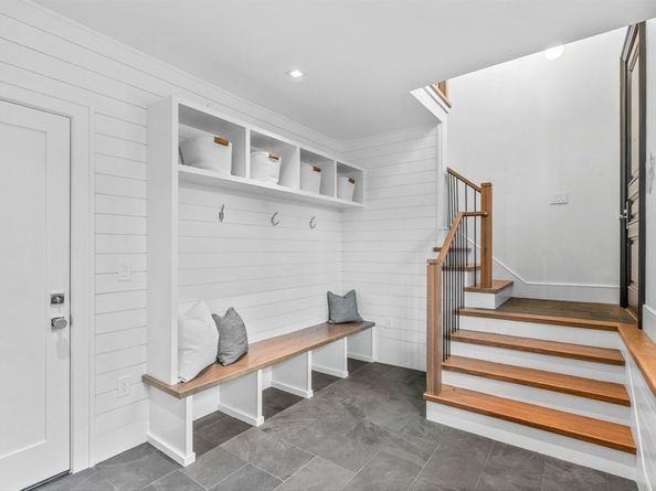 561 East Broadway 561, Boston MA 02127