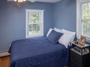 90 Presidential Cir, Marshfield MA 02050