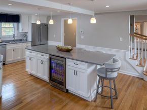 90 Presidential Cir, Marshfield MA 02050