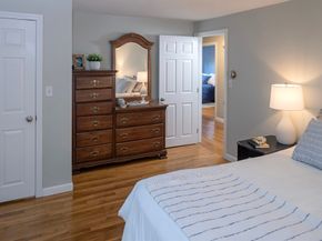 90 Presidential Cir, Marshfield MA 02050