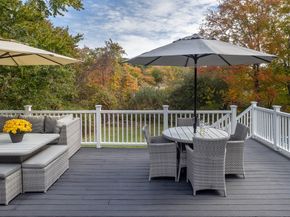 90 Presidential Cir, Marshfield MA 02050