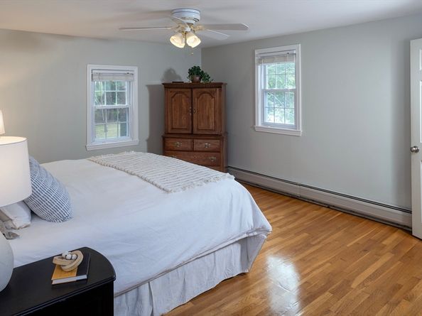 90 Presidential Cir, Marshfield MA 02050