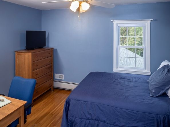 90 Presidential Cir, Marshfield MA 02050