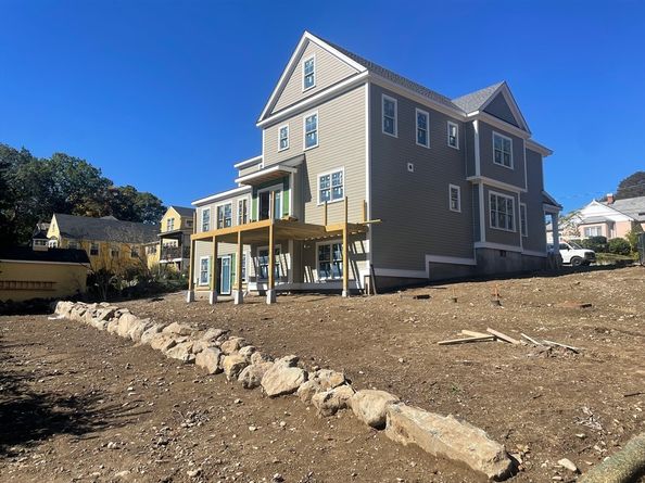39 Town Way, Winchester MA 01890