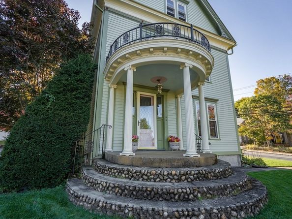 256 Main St, Spencer MA 01562