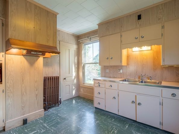 256 Main St, Spencer MA 01562