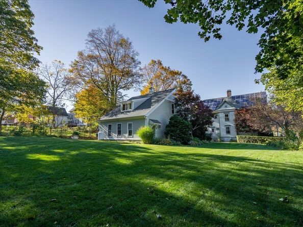 256 Main St, Spencer MA 01562