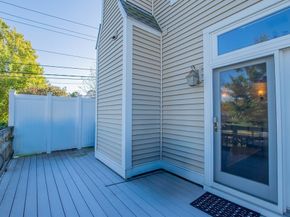 68 Hammond Place 68, Woburn MA 01801