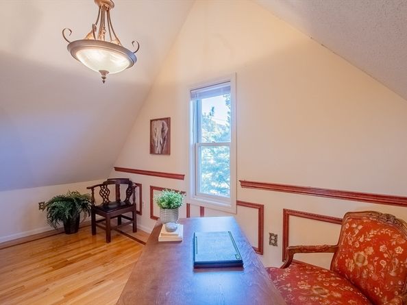 68 Hammond Place 68, Woburn MA 01801