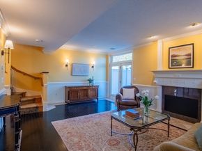 68 Hammond Place 68, Woburn MA 01801