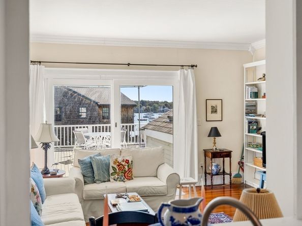 60 Gregory 3, Marblehead MA 01945