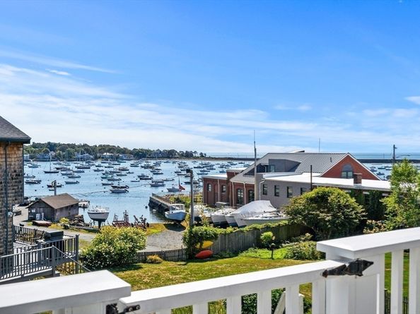 60 Gregory 3, Marblehead MA 01945