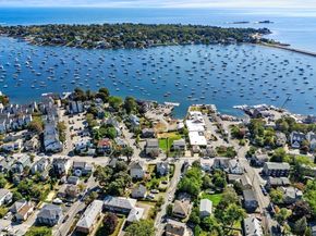 60 Gregory 3, Marblehead MA 01945