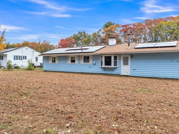 15 Fairbrook Rd, Framingham MA 01701