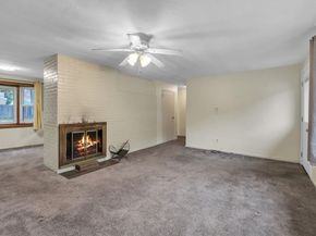 15 Fairbrook Rd, Framingham MA 01701